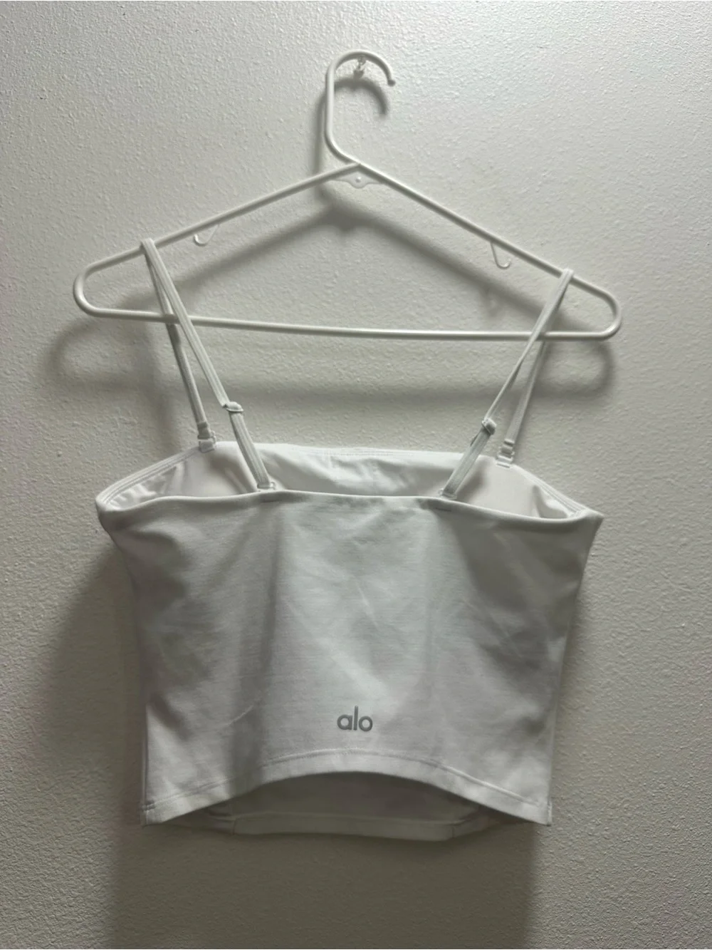 Alo White tank top cropped